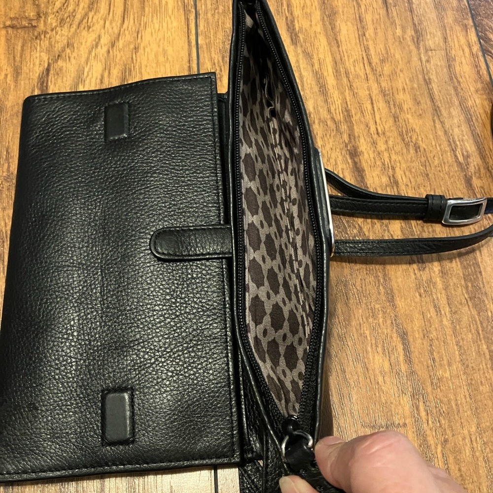 Vintage Brighton Black Leather Crossbody Bag with Silver Accents - Picture 7 of 10